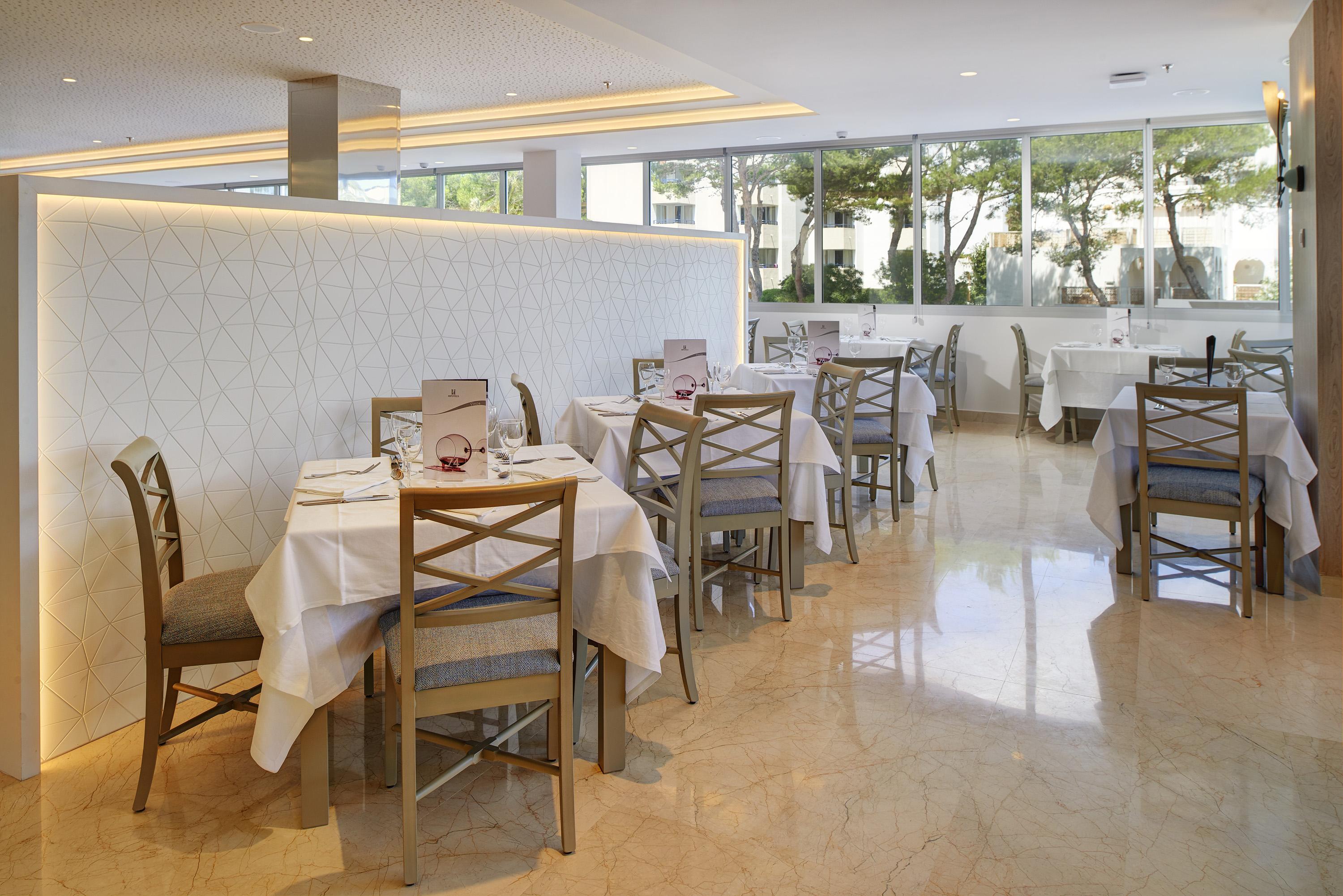 Hipotels Bahia Cala Millor - Adults Only Exterior photo