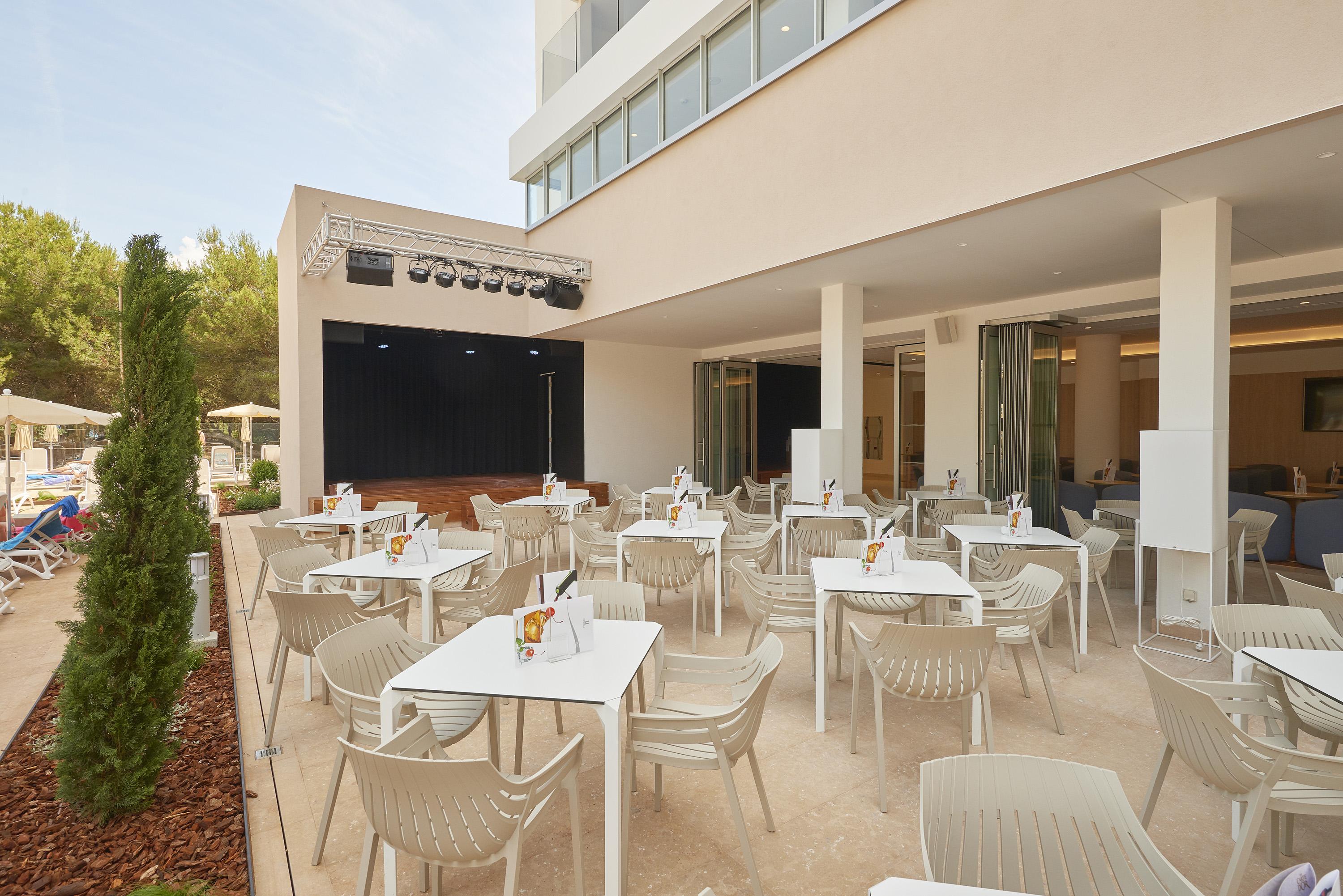 Hipotels Bahia Cala Millor - Adults Only Exterior photo